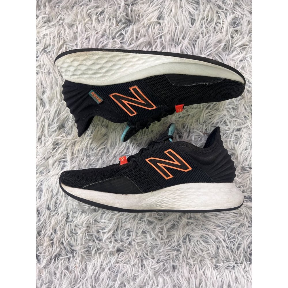 New Balance Fresh Foam Roav Womans 7 Black Low Top Athletic Flexible Sneakers